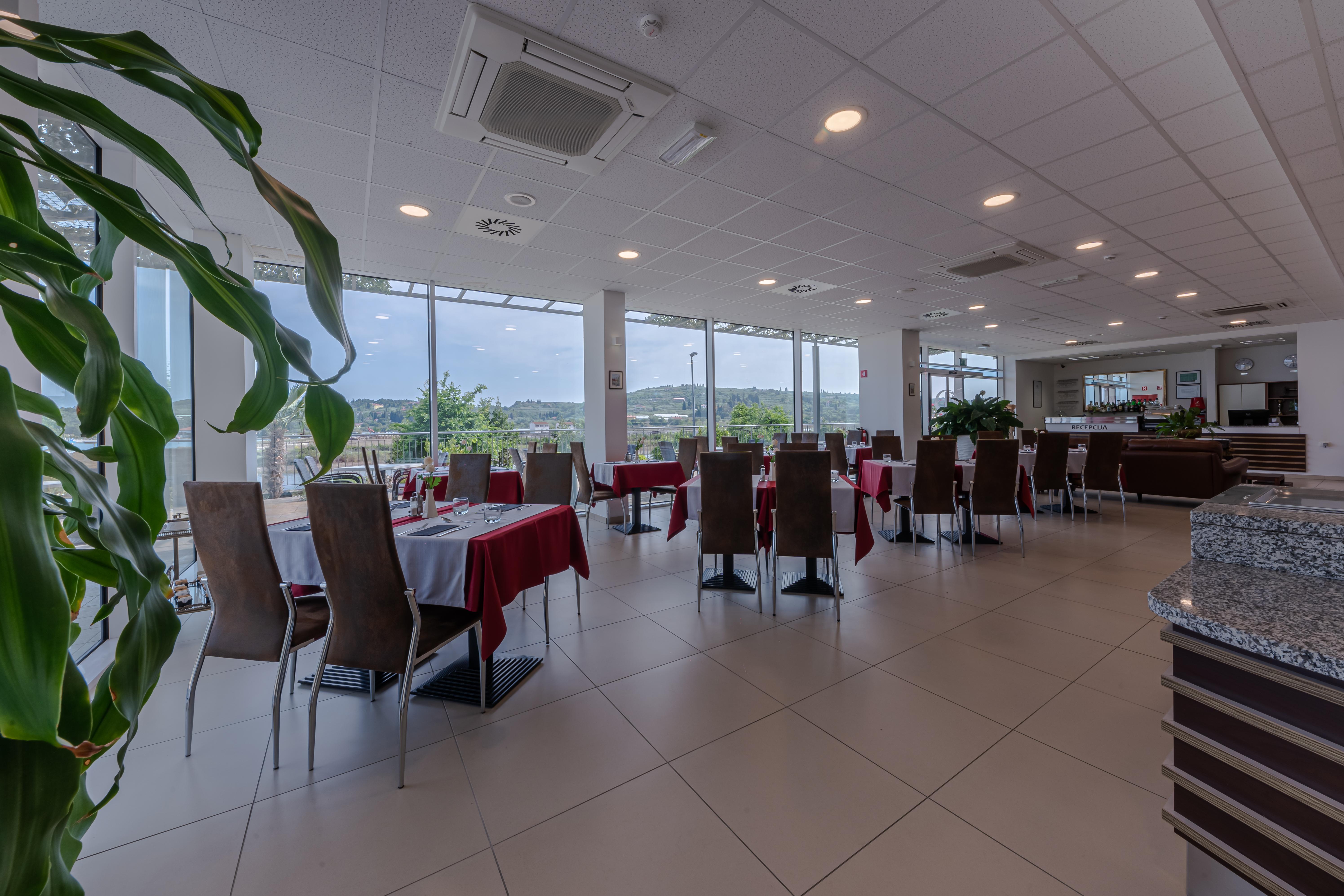 Hotel Lavender - Oleander Resort Strunjan Eksteriør billede