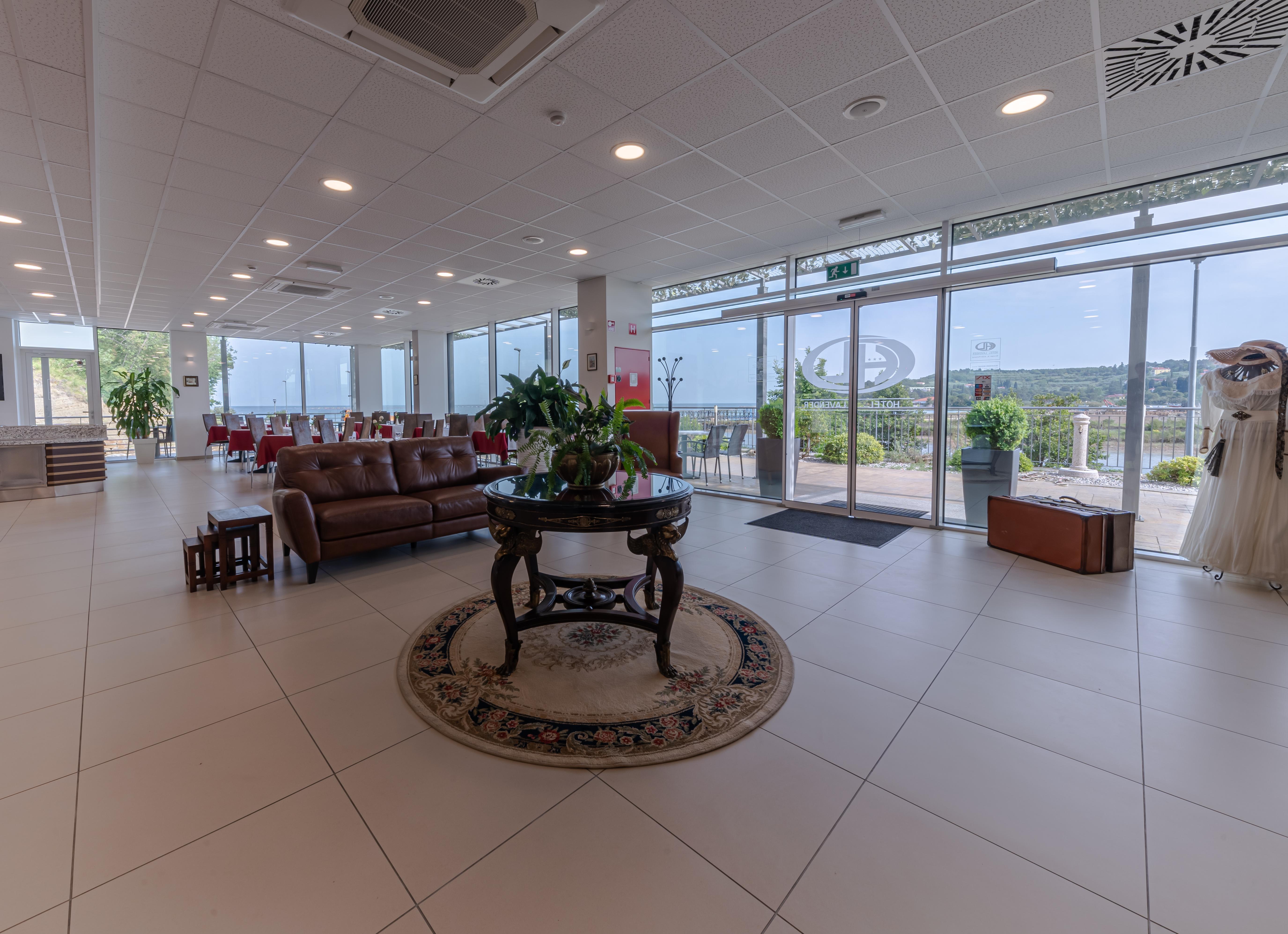 Hotel Lavender - Oleander Resort Strunjan Eksteriør billede