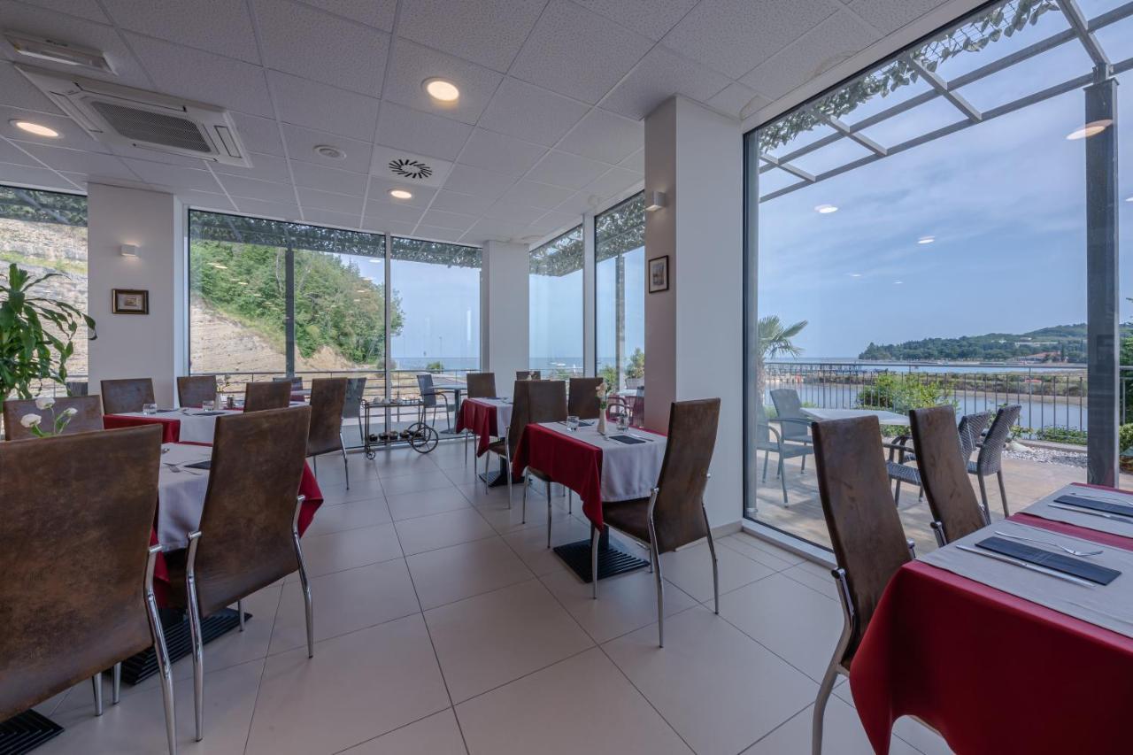 Hotel Lavender - Oleander Resort Strunjan Eksteriør billede